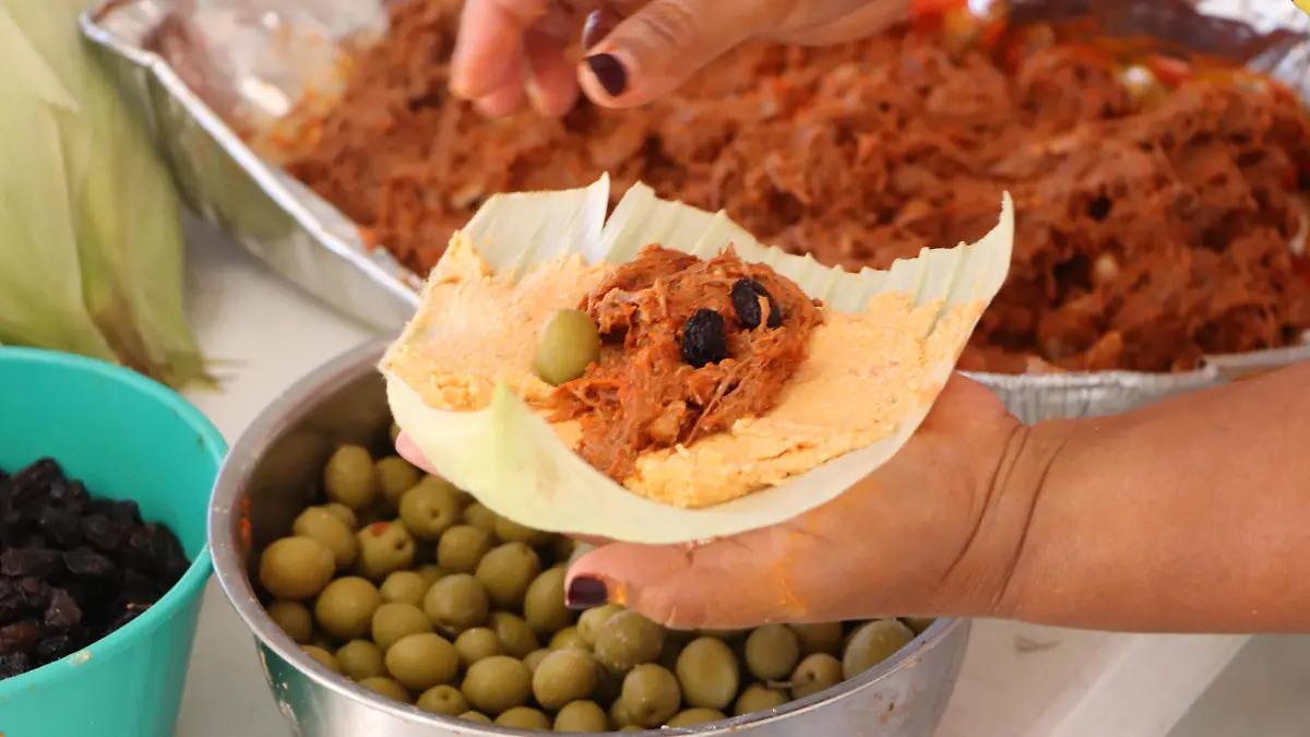 Preparacion de tamales dia candelaria - Mike Acosta (10)